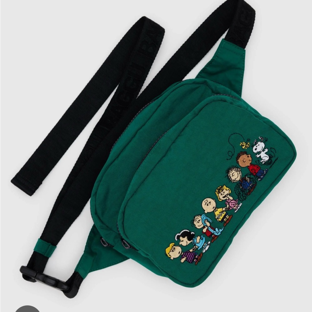 BAGGU: Peanuts Embroidered Fanny Pack🥜